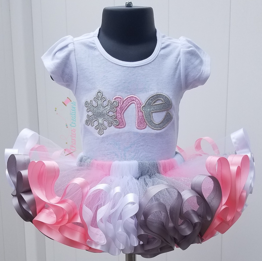 ✔Host Pick✔ Winter ONEderland Tutu Set